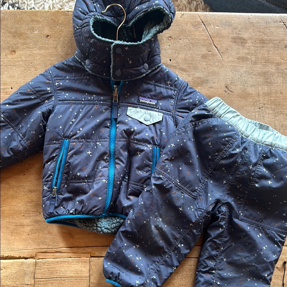 Kids' Star Print Snowsuit with Hood - two piece, reversible and removable hood